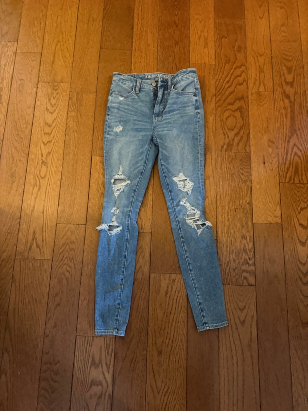 American Eagle Outfitters Light Blue Distressed High-Rise Skinny Jeans
